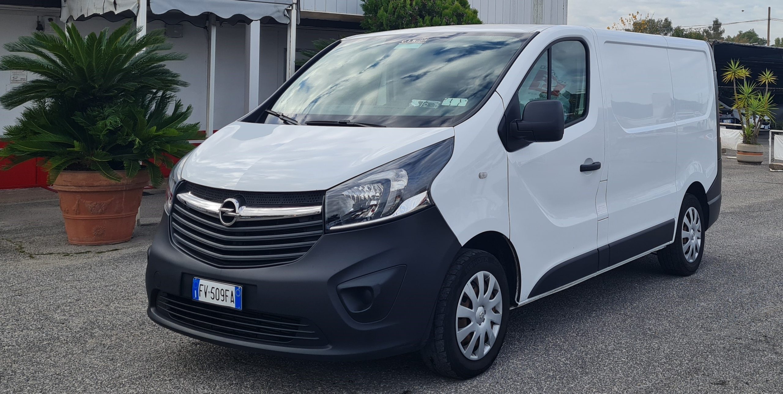 OPEL VIVARO  –  FV509FA